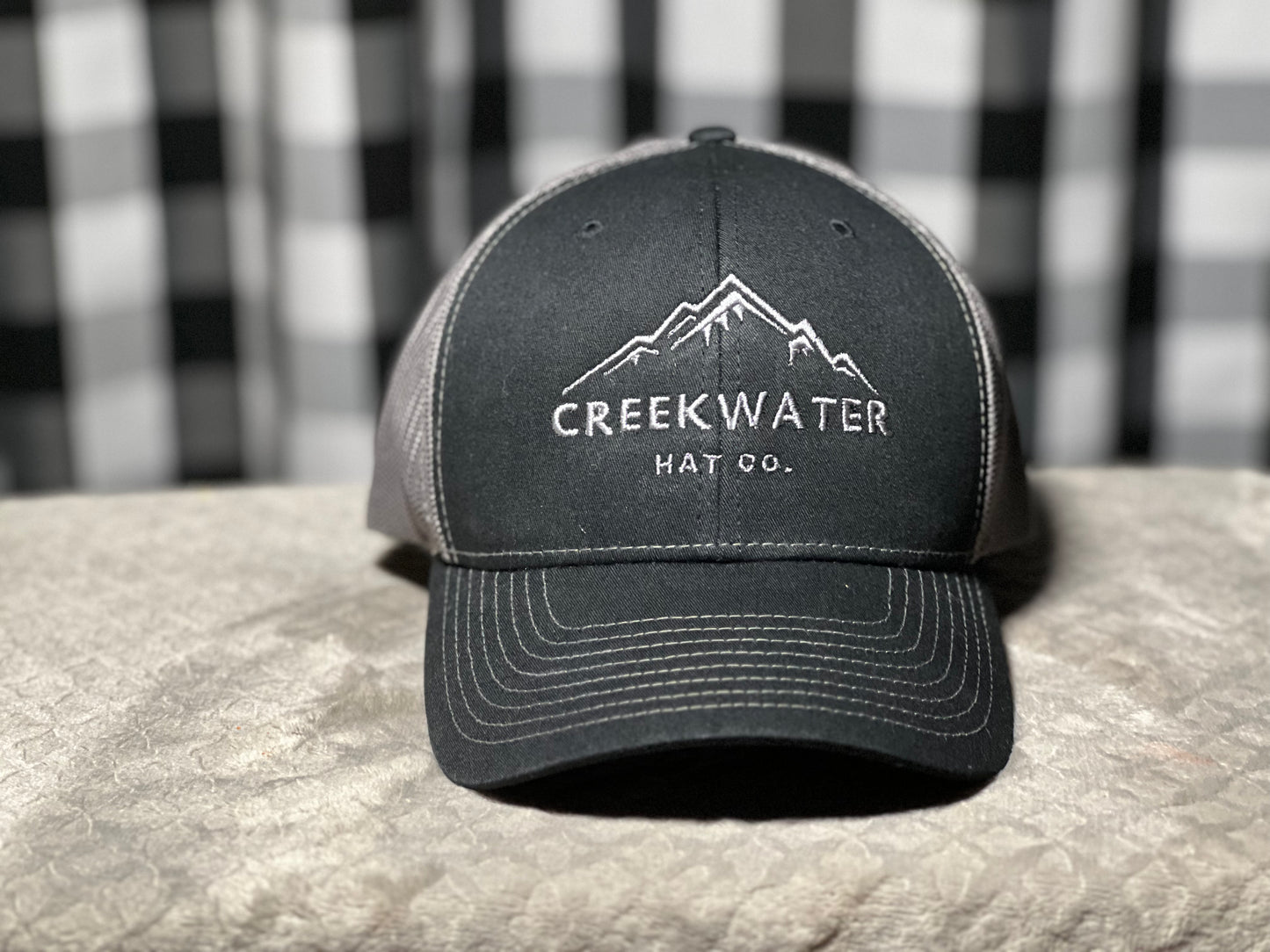Hometown (Black/Charcoal)